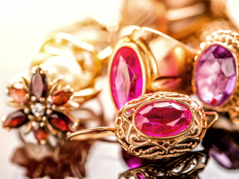 dreamstime_l_104792494