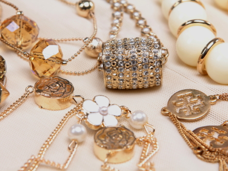 dreamstime_l_23635197